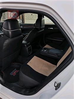 کرایسلەر 300